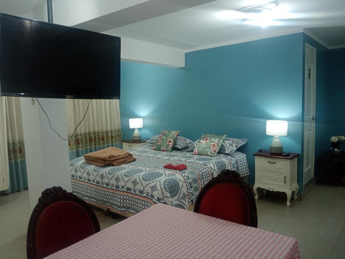 Hostel Strenua - Las Quintanas Trujillo Exteriér fotografie