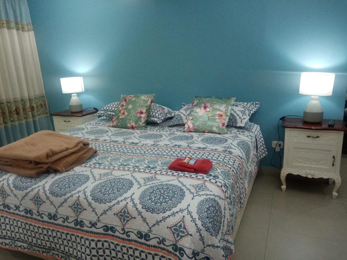 Hostel Strenua - Las Quintanas Trujillo Exteriér fotografie