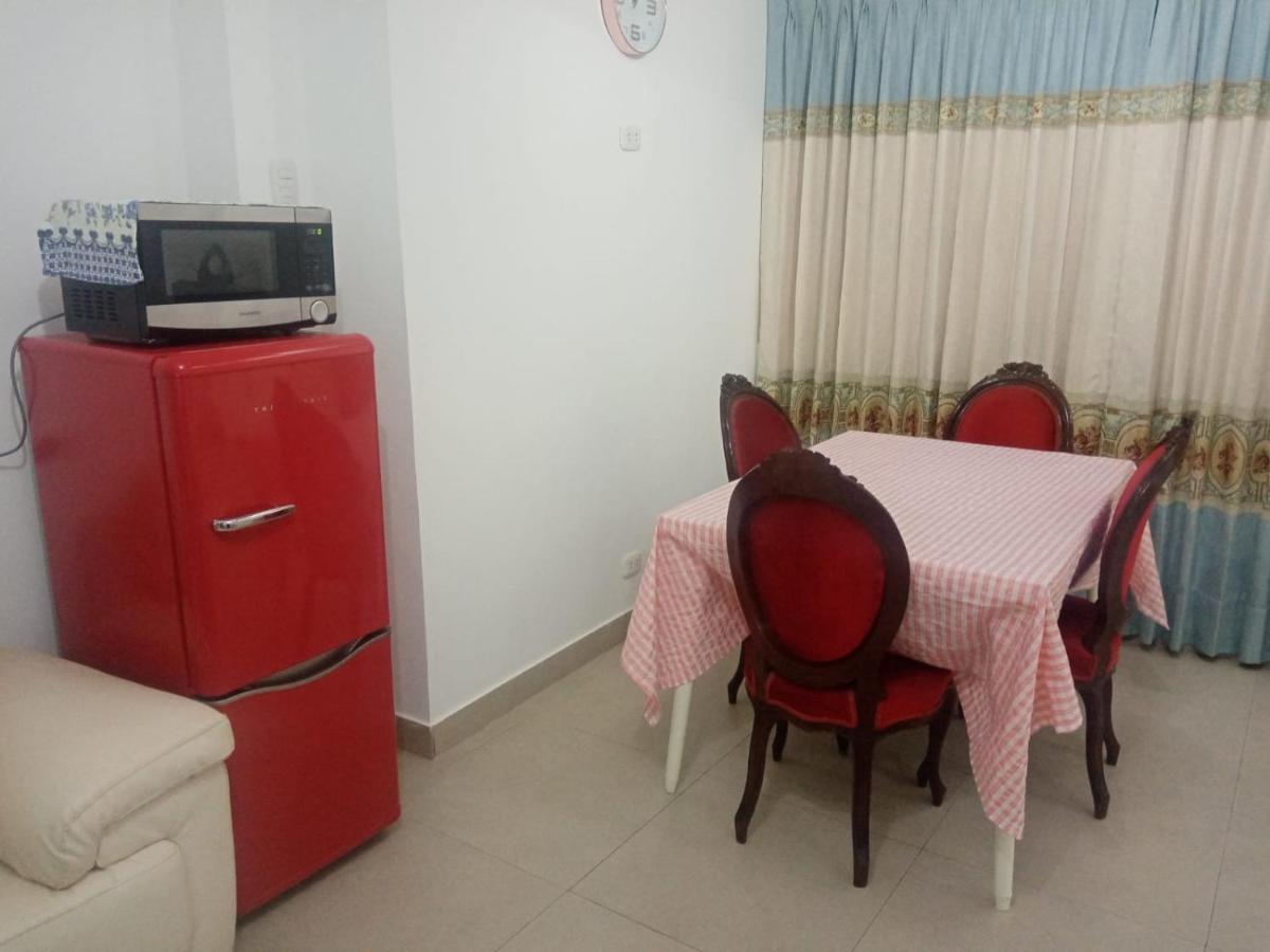 Hostel Strenua - Las Quintanas Trujillo Exteriér fotografie