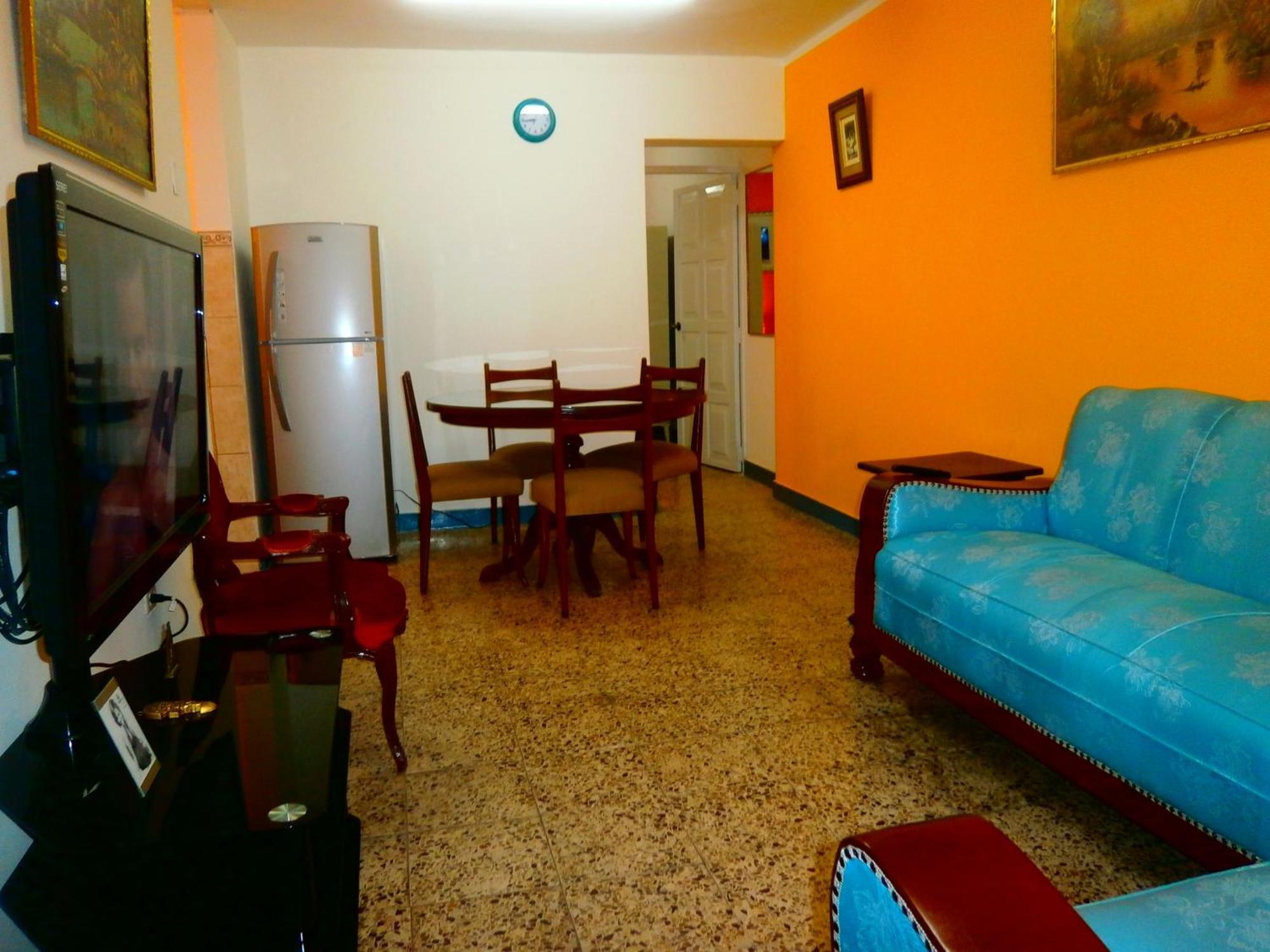 Hostel Strenua - Las Quintanas Trujillo Pokoj fotografie