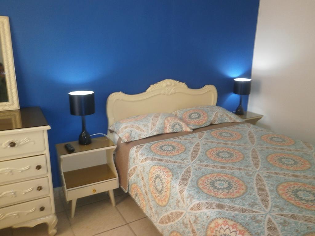 Hostel Strenua - Las Quintanas Trujillo Exteriér fotografie